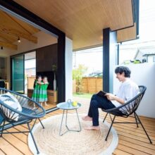 屋外テラスを作りたい！メリットや注意点を注文住宅業者がご説明！